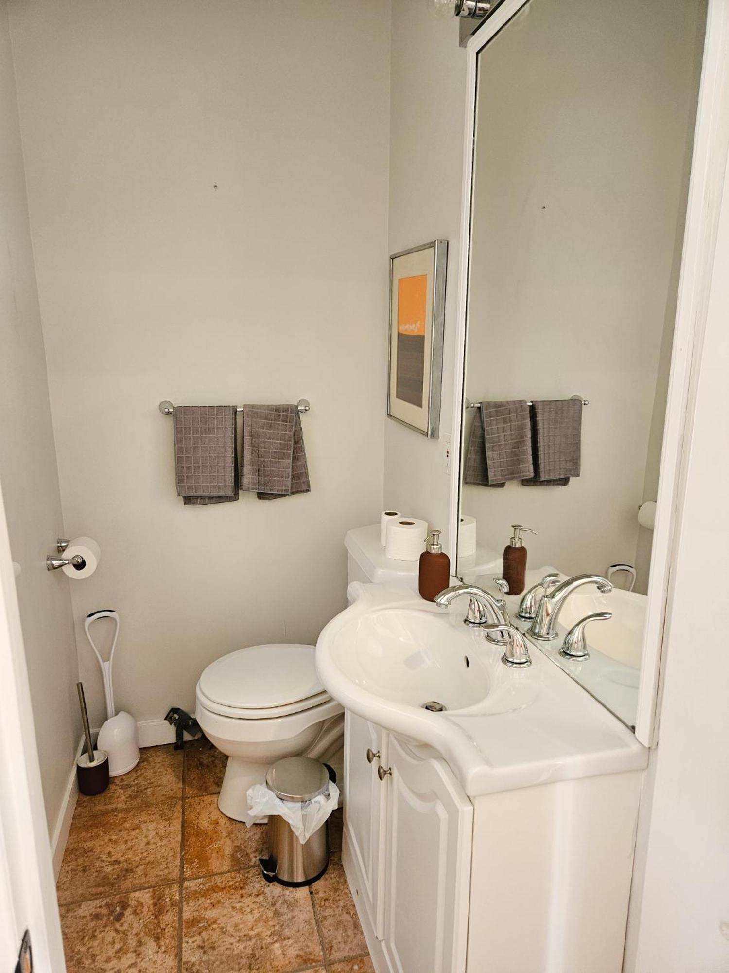 Ottawa Downtown Cozy Guesthouse Buitenkant foto